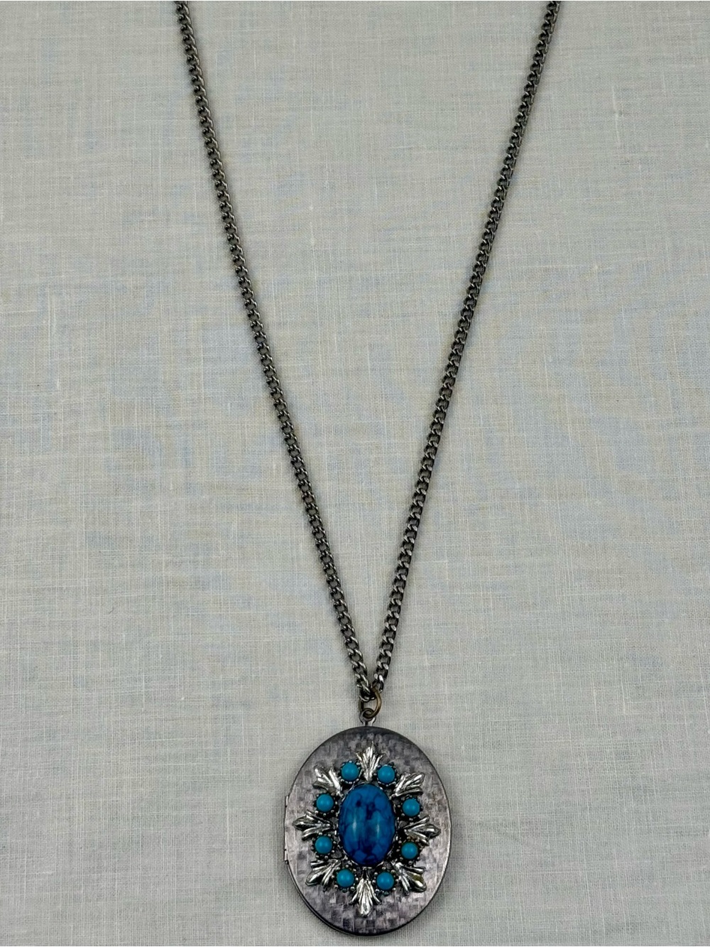 Vintage Style Oval Locket Necklace Blue Stone Silver Tone Pendant - Picture 7 of 7